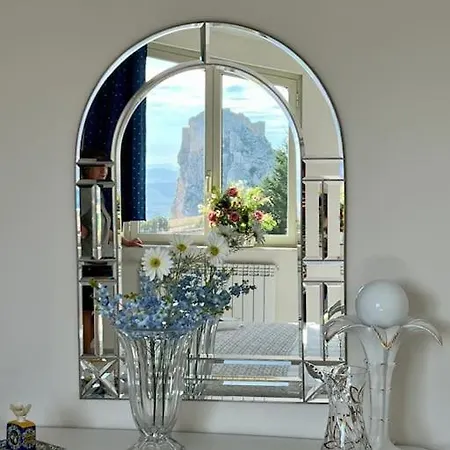 Apartment La Finestra Sul Castello *